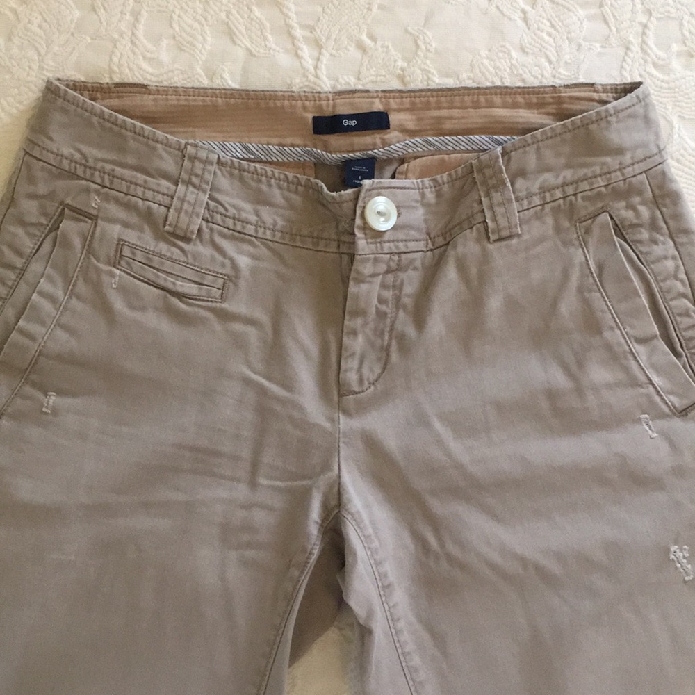 gap straight leg khakis